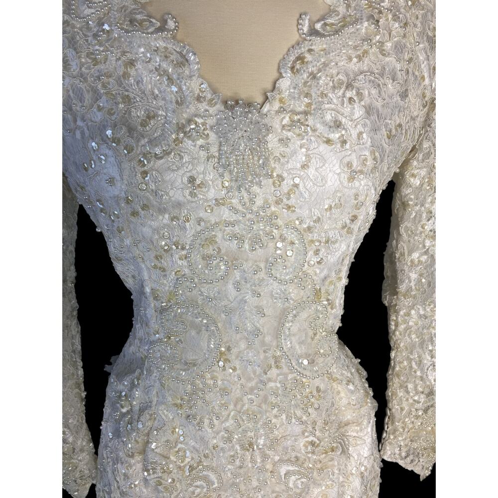 Vintage Wedding Gown Beaded Detachable Train Size 14 Headpiece - Picture 4 of 11